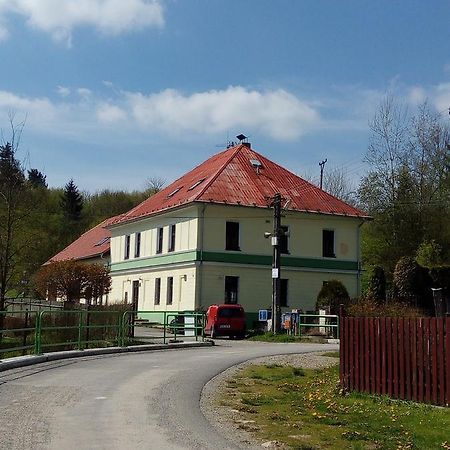 Penzion U Jezu Dobronice Kültér fotó